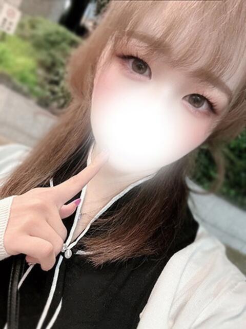 こはる とある風俗店♡やりすぎさーくる新宿大久保店♡で色んな無料オプションしてみました（デリヘル）