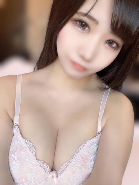 はおり とある風俗店♡やりすぎさーくる新宿大久保店♡で色んな無料オプションしてみました（デリヘル）