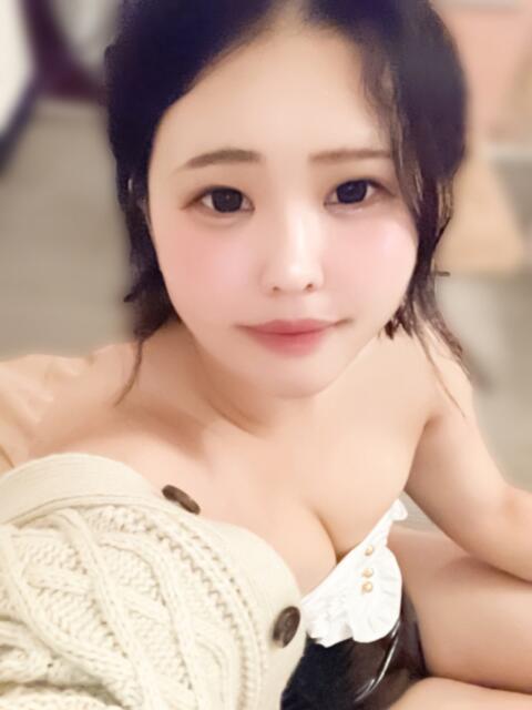 さえ とある風俗店♡やりすぎさーくる新宿大久保店♡で色んな無料オプションしてみました（デリヘル）