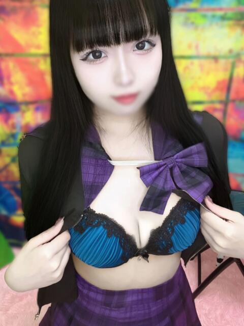 ゆいか とある風俗店♡やりすぎさーくる新宿大久保店♡で色んな無料オプションしてみました（デリヘル）