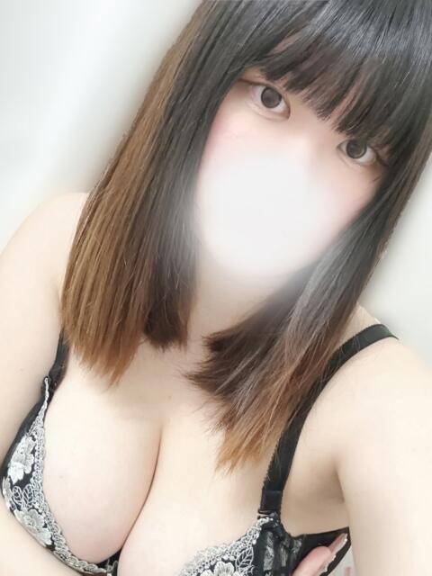 ゆん とある風俗店♡やりすぎさーくる新宿大久保店♡で色んな無料オプションしてみました（デリヘル）