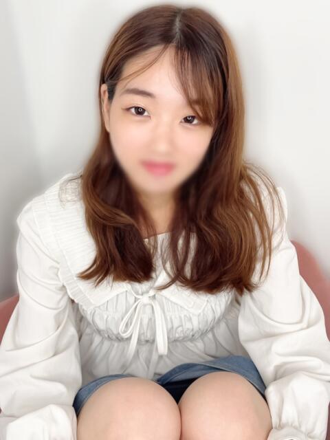 みわ とある風俗店♡やりすぎさーくる新宿大久保店♡で色んな無料オプションしてみました（デリヘル）