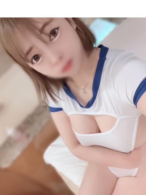 えな とある風俗店♡やりすぎさーくる新宿大久保店♡で色んな無料オプションしてみました（デリヘル）