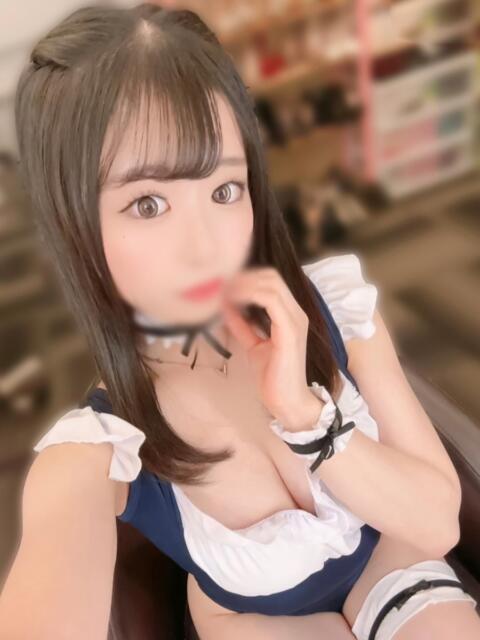 しあ とある風俗店♡やりすぎさーくる新宿大久保店♡で色んな無料オプションしてみました（デリヘル）