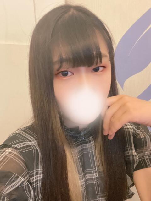 まり とある風俗店♡やりすぎさーくる新宿大久保店♡で色んな無料オプションしてみました（デリヘル）