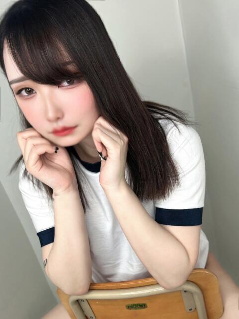 しらね とある風俗店♡やりすぎさーくる新宿大久保店♡で色んな無料オプションしてみました（デリヘル）