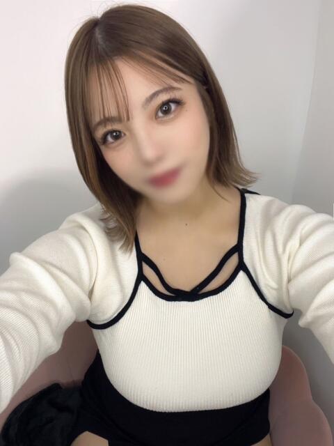 みさ とある風俗店♡やりすぎさーくる新宿大久保店♡で色んな無料オプションしてみました（デリヘル）