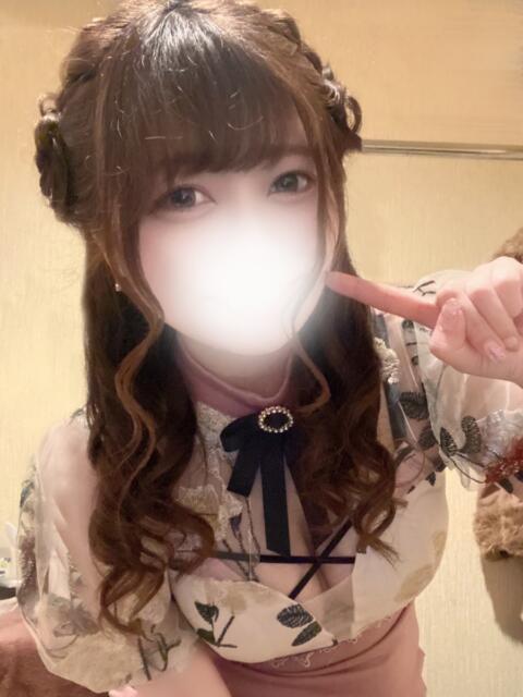 えみ とある風俗店♡やりすぎさーくる新宿大久保店♡で色んな無料オプションしてみました（デリヘル）