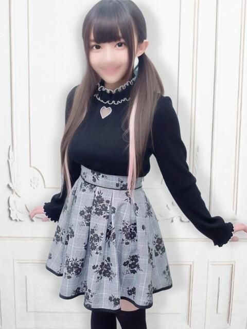 ねね 渋谷初！素人女子大生専門店 渋谷現役女子大生図鑑（デリヘル）