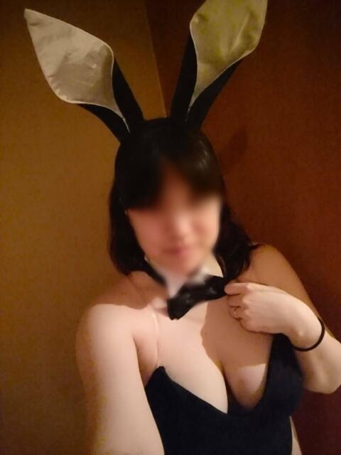 ふゆか Celeb wife (セレブワイフ)(人妻系デリヘル)