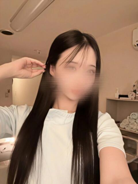 成瀬 くるみ RESEXY～リゼクシー～（【非風俗】メンズエステ）