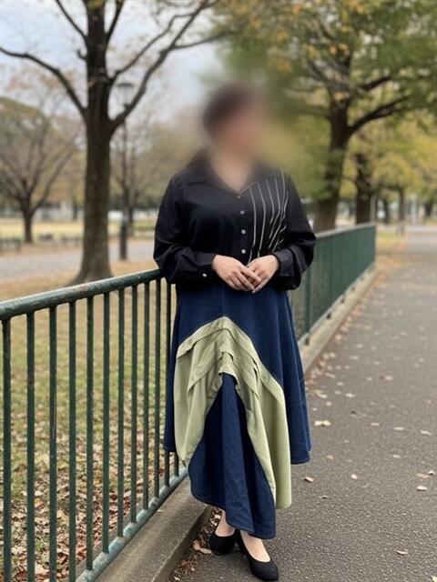 戸崎　圭衣 熟女パラダイス池袋店(カサブランカグループ)（人妻熟女デリへル）