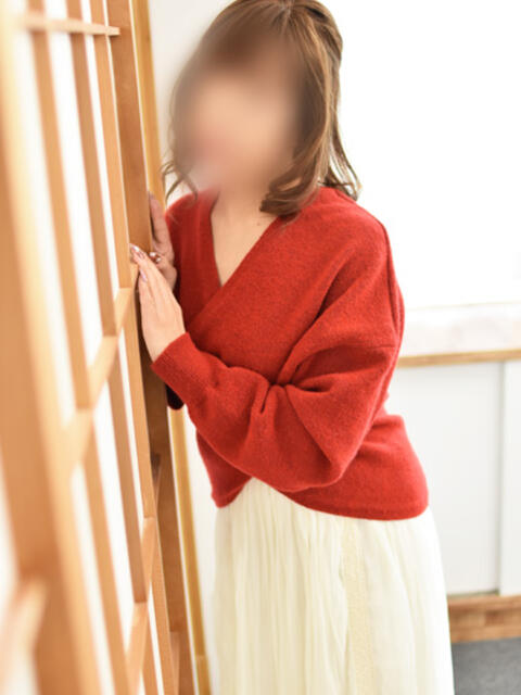 ちなみ(昭和44年生まれ) 熟年カップル名古屋~生電話からの営み~(人妻・熟女デリヘル)