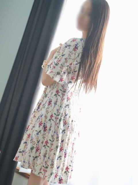 ひまり 脱がされたい人妻 越谷店（人妻系デリヘル）