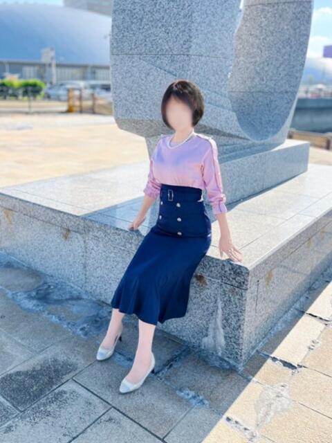 岩田 ゆりこ こあくまな熟女たち 高松店（KOAKUMAグループ）（人妻・熟女デリヘル）