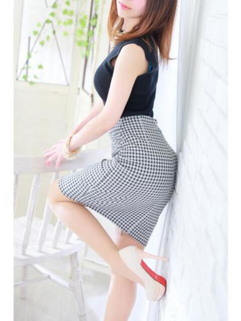 亜希歩 新宿人妻城(人妻路上待ち合わせデリヘル)