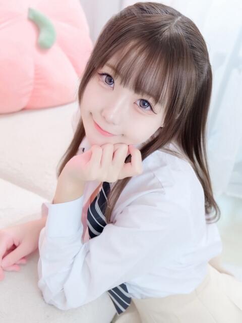 ゆりか E+アイドルスクール新宿・歌舞伎町店(デリヘル)