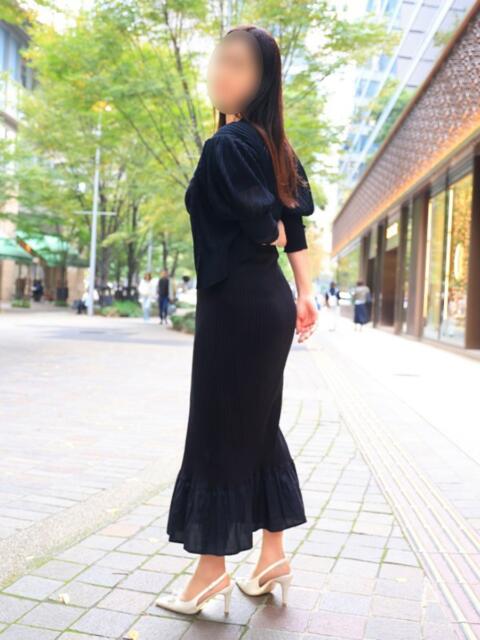 梨々子 東京人妻フォーシーズンズ（人妻・熟女待ち合わせデリヘル）