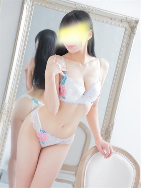 山本　みゆう NADIA東京新橋店（出張アロマ性感回春エステ）