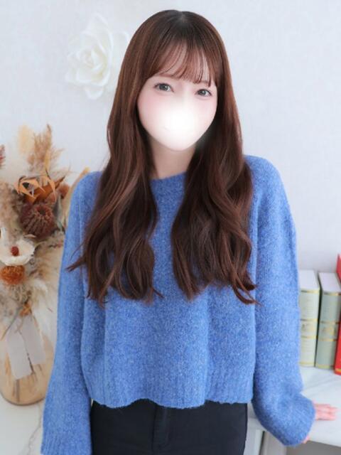 いおり★未経験!遅咲きの原石★ Bell~S級美女お姉様・人妻デリヘル~(デリヘル)