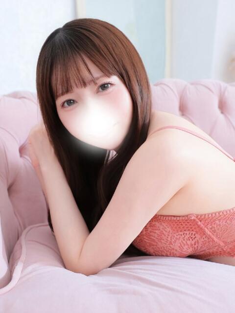 いおり★未経験!遅咲きの原石★ Bell~S級美女お姉様・人妻デリヘル~(デリヘル)