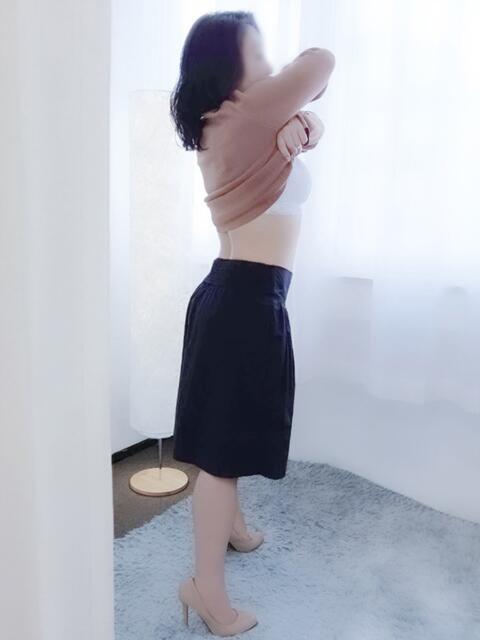 もも 完熟ばなな新宿（熟女系待ち合せデリヘル）