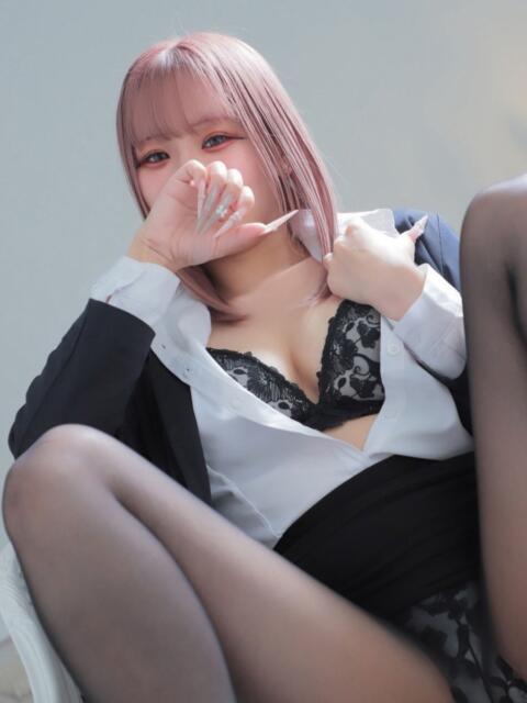 どきどき　このみ ノーパンパンスト スケベなOL梅田・兎我野店（ホテヘル）