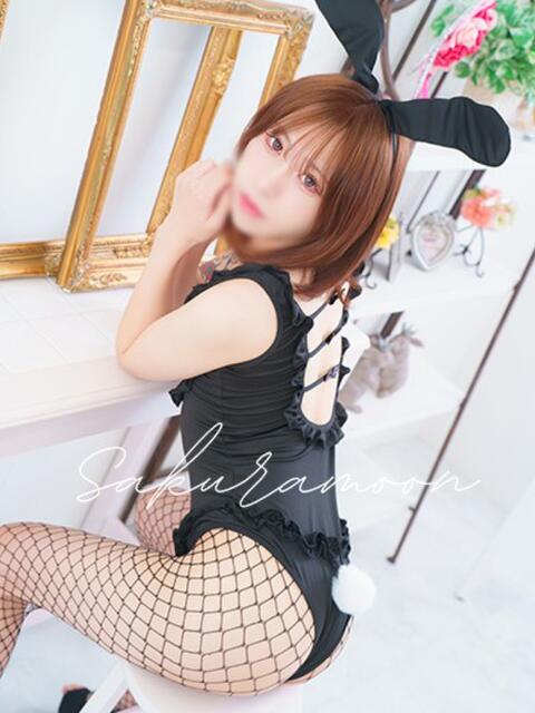 りな サクラムーン（ニューハーフデリヘル）