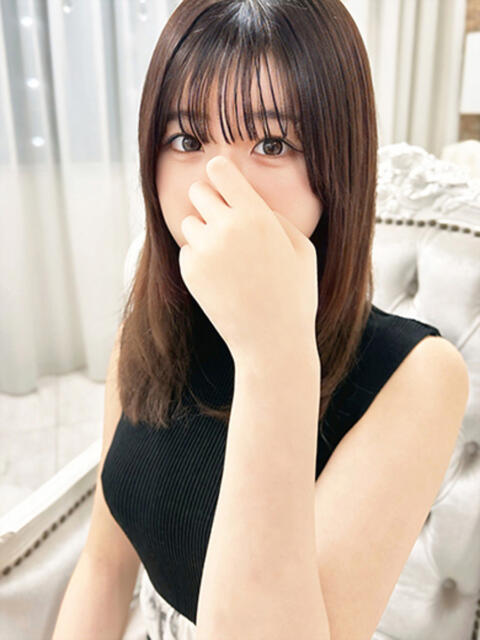 愛茉（えま） ROYAL FACE FUKUOKA（デリヘル）