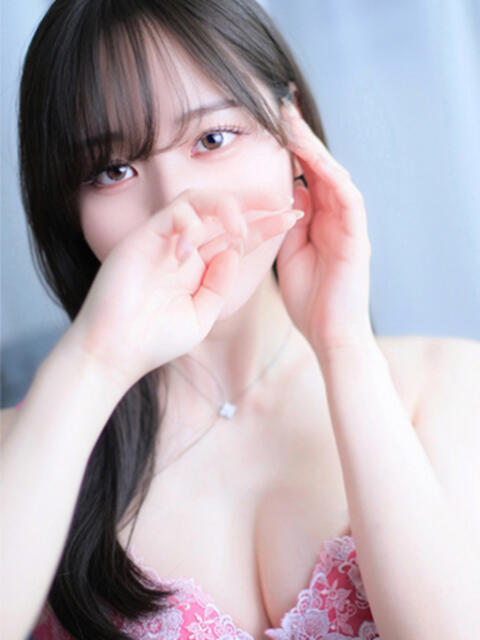 詩歩（しほ） ROYAL FACE FUKUOKA（デリヘル）