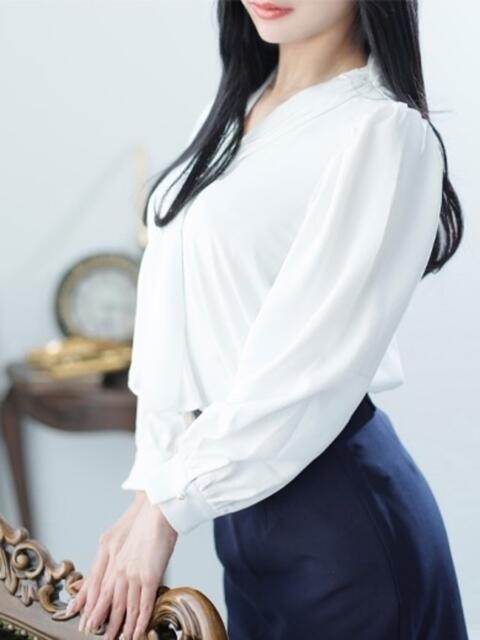 りな ROYAL FACE FUKUOKA（デリヘル）