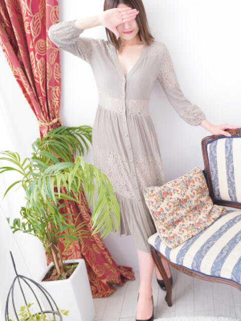 なぎさ 横浜人妻セレブリティ（ユメオト）（人妻系デリヘル）