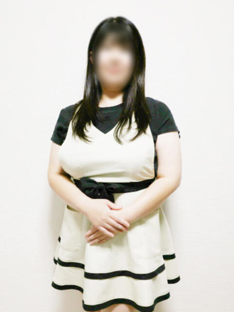 ももか メンズエステ妻（【非風俗】メンズエステ）