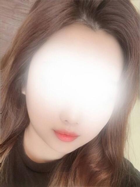 花守 ゆりか 脱がされたい人妻千葉栄町α店(デリヘル)