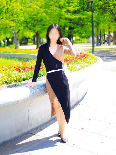 嶋崎 ちはる こあくまな人妻・熟女たち岡山店（KOAKUMAグループ）（人妻・熟女デリヘル）