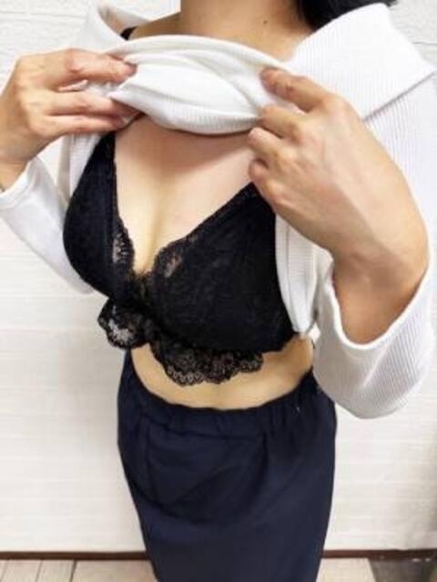 ゆかり されるがママ(人妻待ち合わせ型デリヘル)