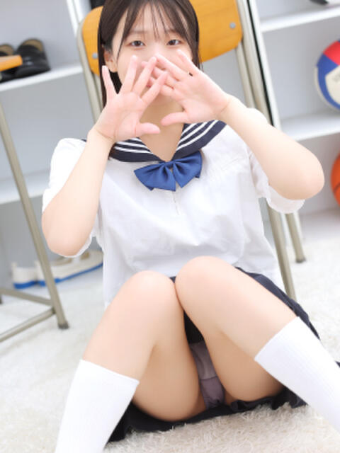 ひな 制服天国(ユメオト)(ホテヘル&デリヘル)