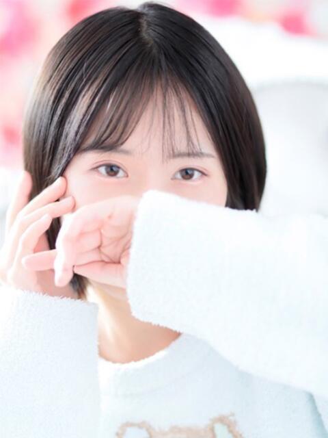 ひより　小さな未経験エンジェル AROMA FACE NAKASU（ソープランド＆アロマエステ）