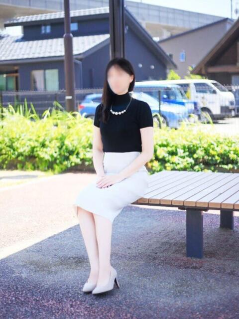 林 良子 こあくまな熟女たち 金沢店(KOAKUMAグループ)(人妻・熟女デリヘル)