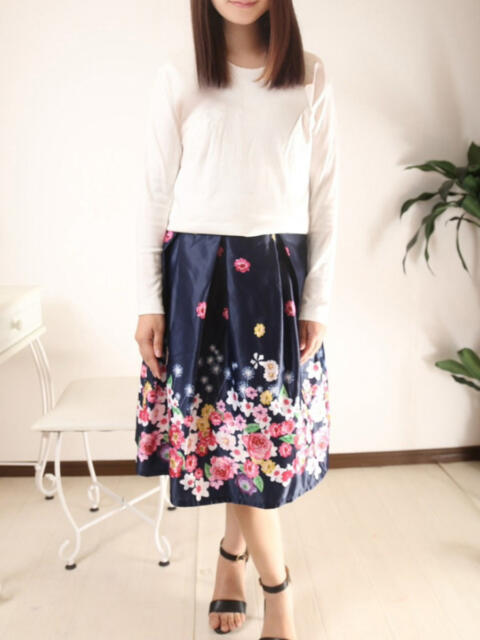 りん 桃色奥様 柏の情事(人妻熟女デリヘル)