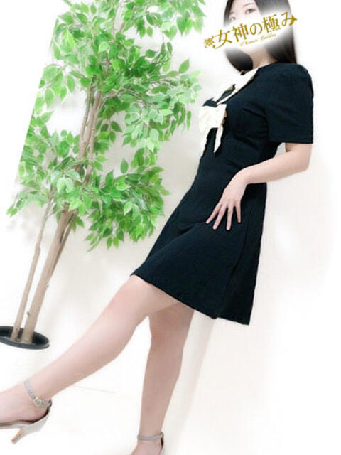 かえで 熟女デリヘル 女神の極み(待ち合わせ型熟女デリヘル)