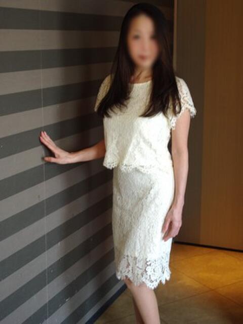 佐伯美穂 Ebisu 派遣Wife 浮世（デリヘル）