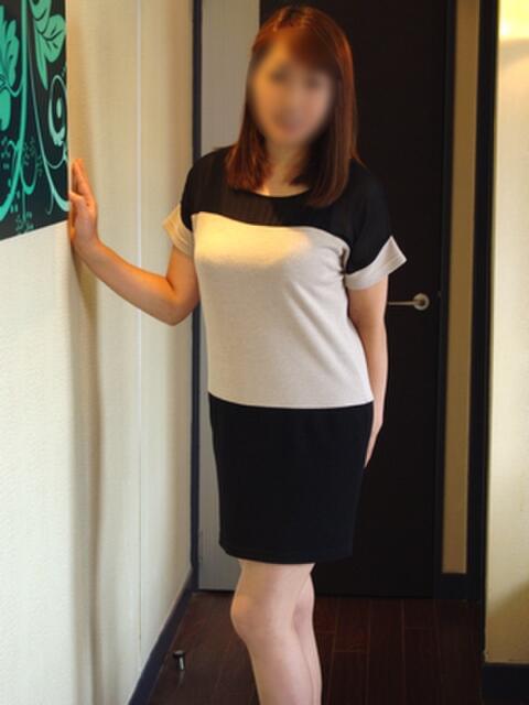 藤崎さとみ Ebisu 派遣Wife 浮世（デリヘル）