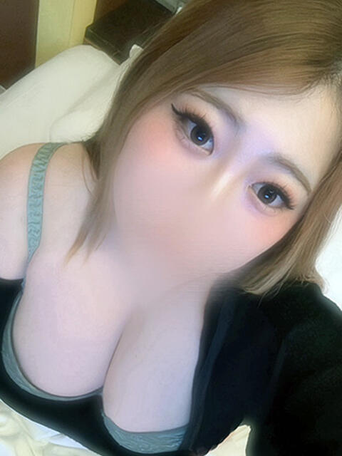 えま ぽちゃカワイイ!(ぽっちゃり系デリヘル)