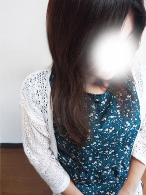 るな 夫を卒業する人妻たち(人妻系デリヘル)