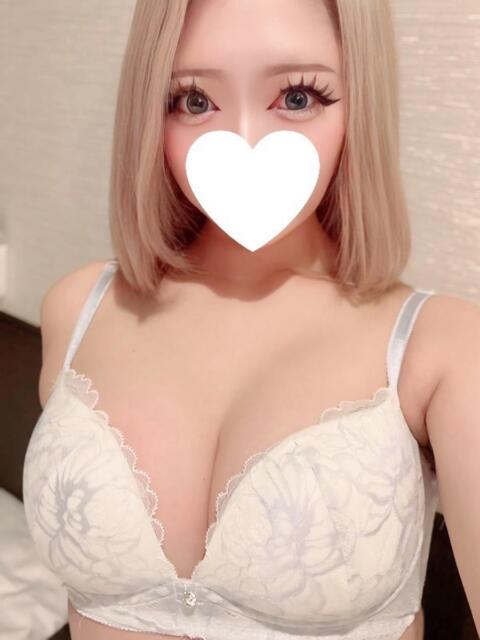 えれな デリヘルラボ・クレージュ（デリヘル）