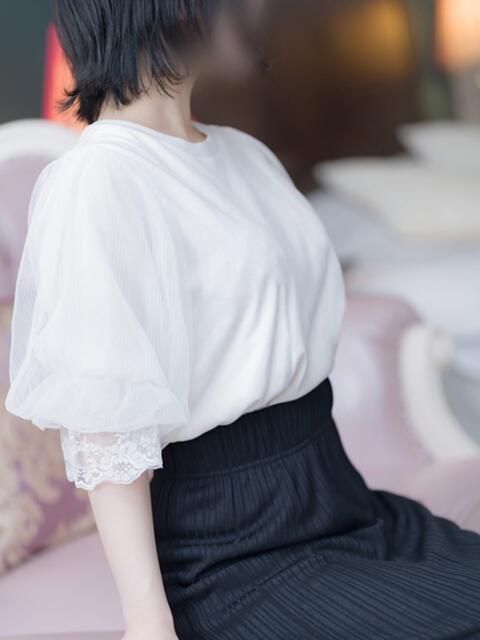 ほたる 清楚系美女専門店PLATINUMプラチナム四日市店(デリヘル)