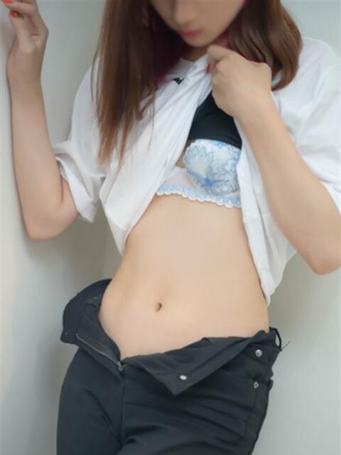 あお 清楚系美女専門店PLATINUMプラチナム四日市店(デリヘル)