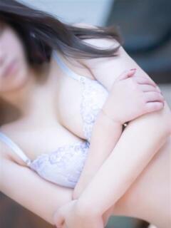 らら 清楚系美女専門店PLATINUMプラチナム四日市店（近鉄四日市/デリヘル）
