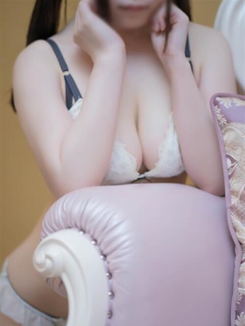 まどか 清楚系美女専門店PLATINUMプラチナム四日市店(デリヘル)